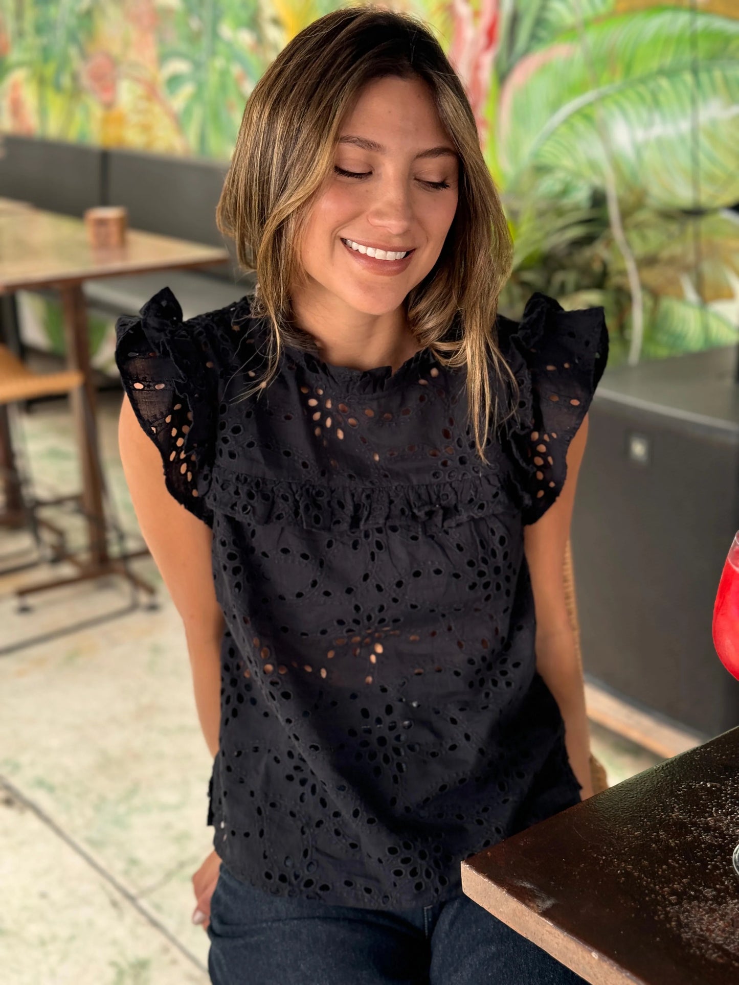 Blusa Sofia Negro Ojalillo