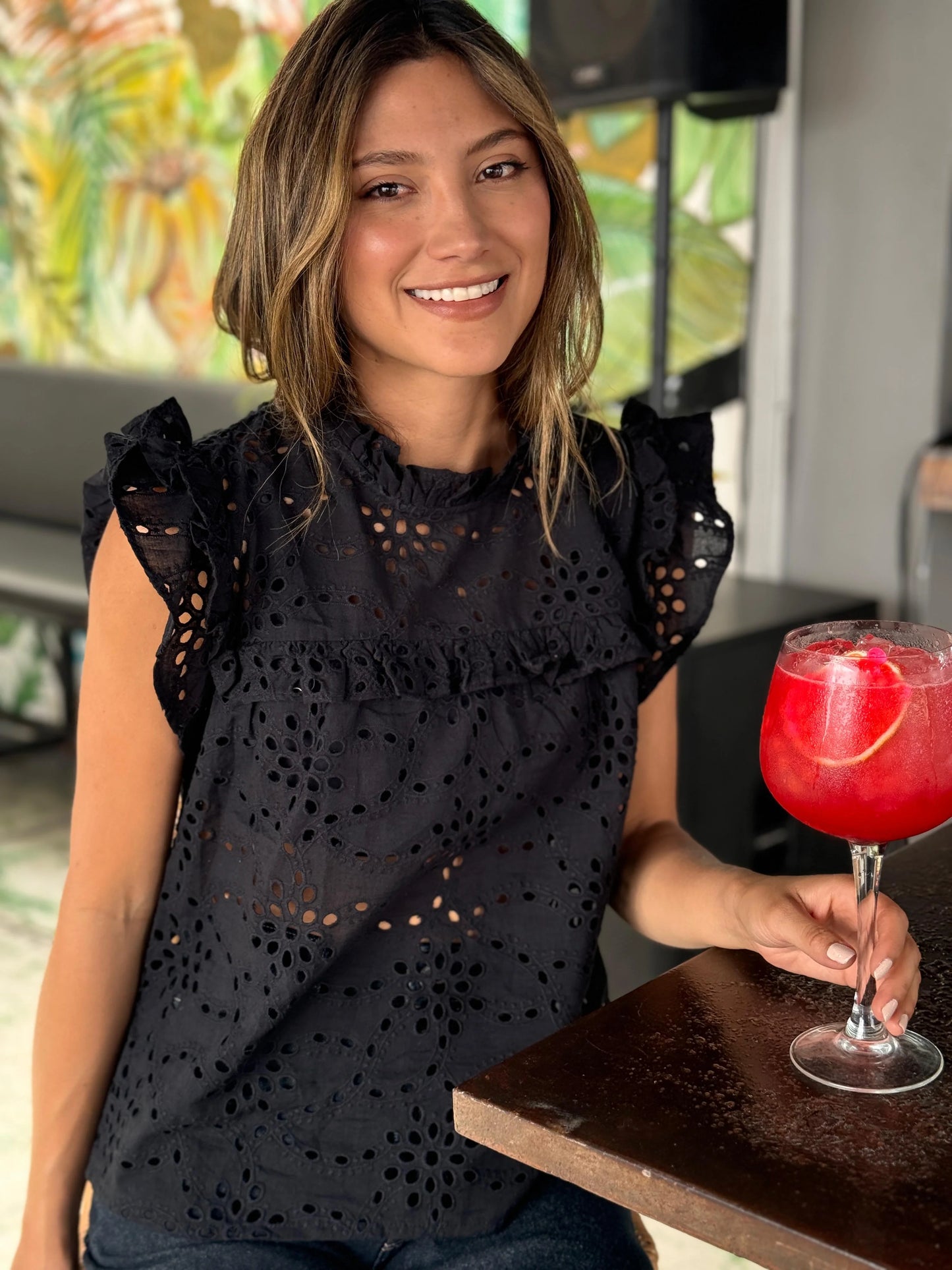 Blusa Sofia Negro Ojalillo
