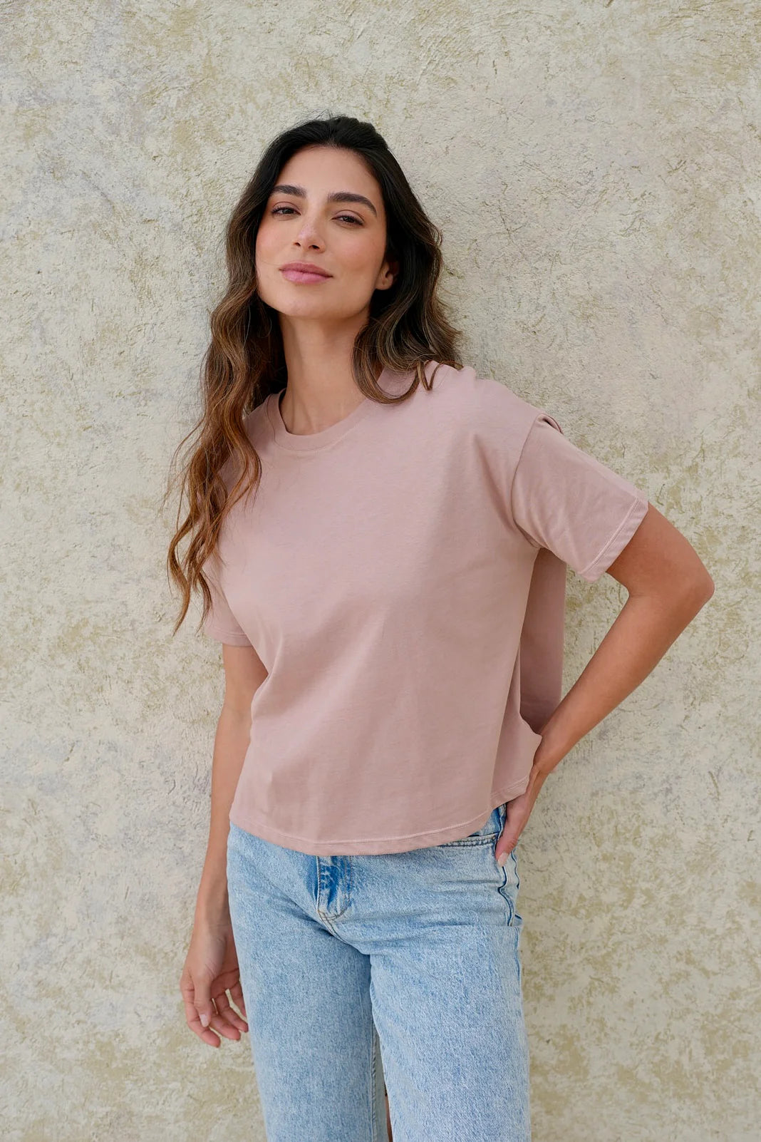 Camiseta Isis
