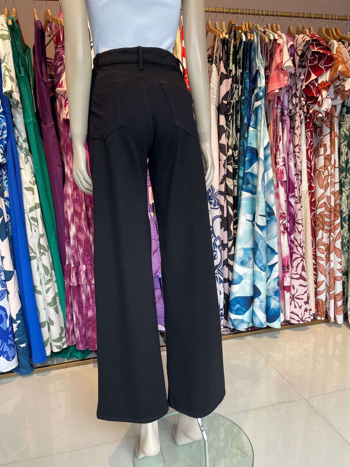 Jean Wide Leg High Rise Scuba Negro 102
