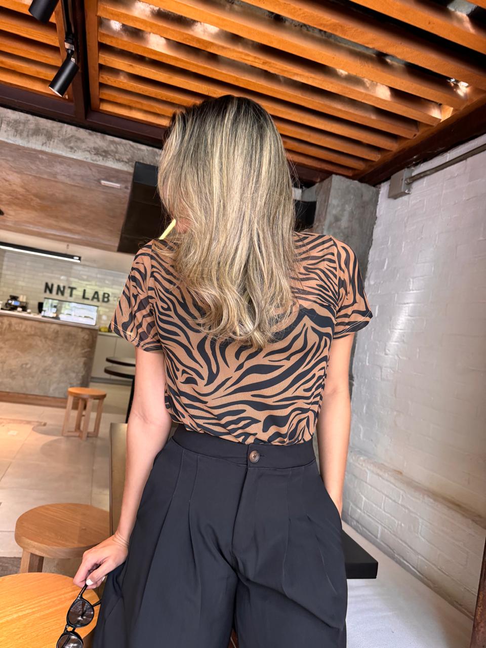 Camiseta Leyla Animal Print Café