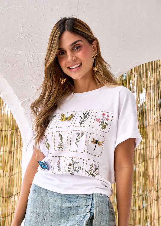 Camiseta Gala Bordada Marfil