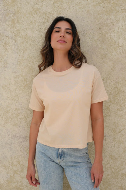 Camiseta Isis