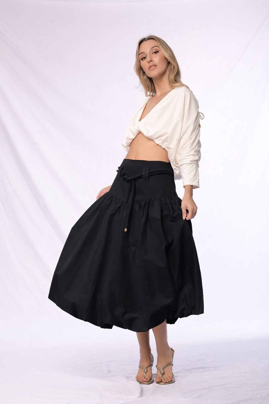 Falda Benjoi