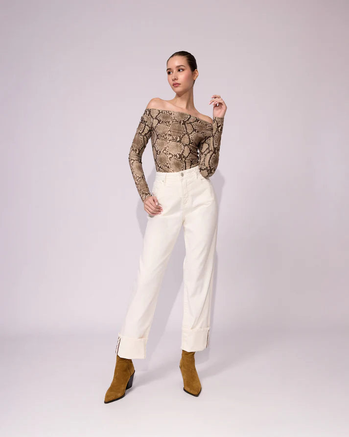 Jean Straight Mid Rise Crudo 302